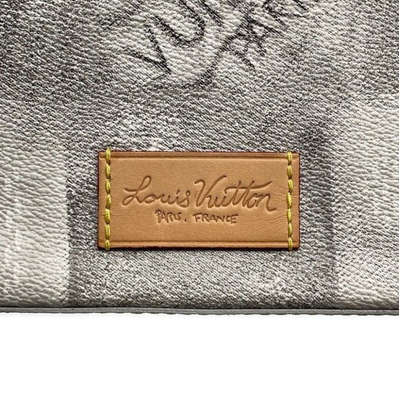 LOUIS VUITTON Trio Messenger Damier Salt Gray - Picture 14 of 16